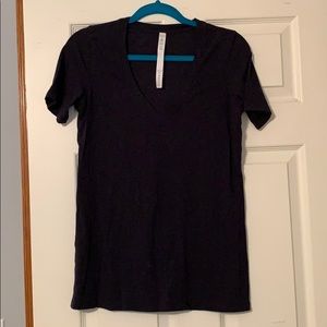 Lululemon size 4 t-shirt, worn once